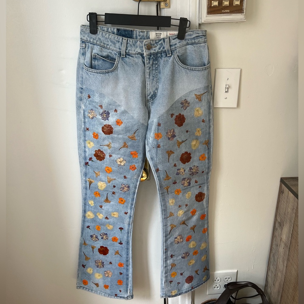 RARE Floral Embroidered Women's Jeans SC103